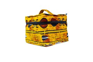 Trousse jaune moutarde motifs traditionnels