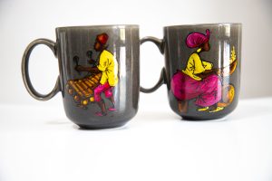 Mugs en céramique, scènes africaines